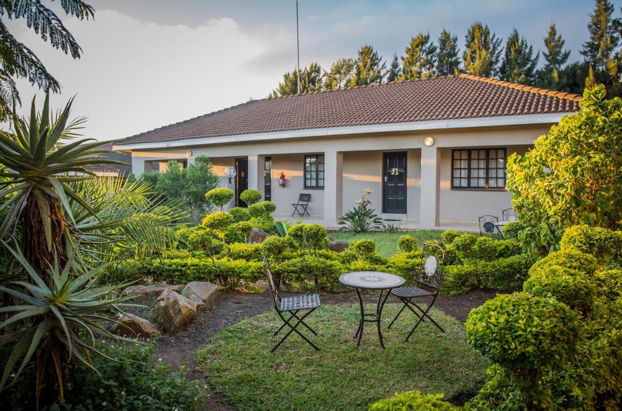 Nongoma Lodge & Inn Cc Екстериор снимка